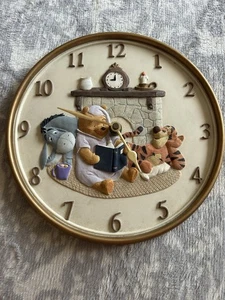 Winnie-the-Pooh Clock With Tigger & Eeyore Disney - Picture 1 of 4