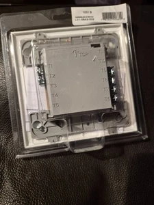 System Sensor #M500M-Addressable Monitor Module, White Plate - Picture 1 of 4