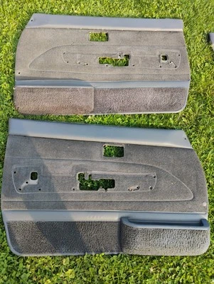 1990-1995 Toyota 4Runner Front Driver/Passenger Door Panels Blue Cloth/Vinyl OEM — 第 1/4 张图片