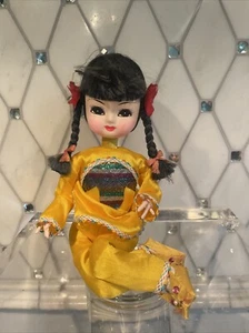 VTG Beautiful Posable Asian (japanese?) doll 14” Collectible, Cat Slippers - Picture 1 of 8