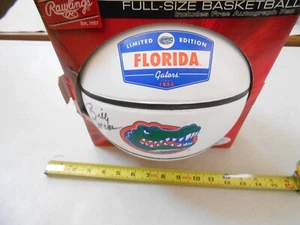 RARE HAND SIGNED BILLY DONOVAN BASKETBALL NCAA FLORDIA GATORS NIB CHAMPIONS BOX - Picture 1 of 9