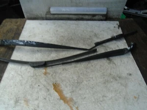 HONDA JAZZ 2019 MK4 FRONT WINDSCREEN PAIR WIPER ARMS  - Picture 1 of 2