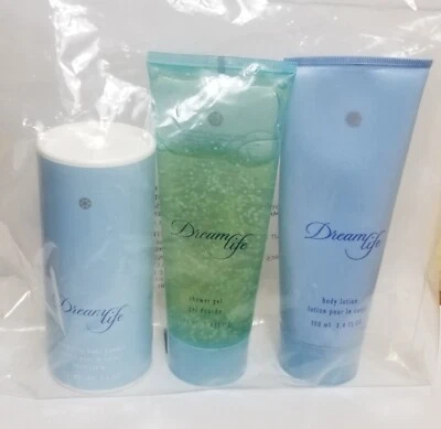 Avon Dreamlife 3 Piece Perfumed Bath Set Shower Gel, Shimmering Talc And Lotion - Image 1 of 3