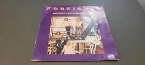 Disque 45 Tours Vinyle Foreigner 💗 Waiting for a girl like you 1981 France Rock - Imagen 1 de 2