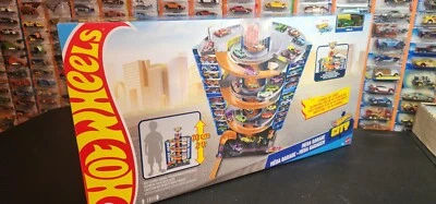 Mattel - Hot Wheels City 50 New Mega Garage Toy Car City - Image 1 of 3
