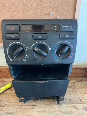 2003-2008 Toyota Corolla AC Heater Climate Control manual Used. - Image 1 of 3