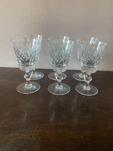 6 Edinburgh Crystal Wine Glasses Embassy Pattern - Picture 1 of 5