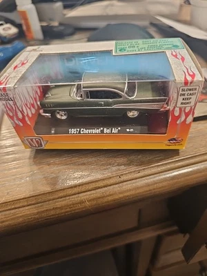 Chevy Bel Air 1957 серии R08 M2 Machines Auto-Drivers ЗЕЛЕНЫЙ - Изображение 1 из 4