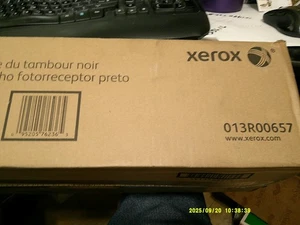 NIB  Xerox black drum cartridge 013R00657 WorkCentre 7120 7125 7220 7225 - Picture 1 of 2