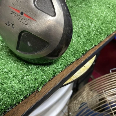 Titleist Select 975J 9.5° Pro Titanium Driver Custom  FlexGraphite Shaft RH - Image 1 of 4