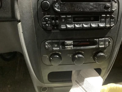 Used ABS Pump and Motor Assembly fits: 2005 Dodge Caravan Assembly Grade A Foto 1 de 4