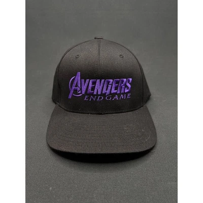 Sombrero Flexfit RARO Avengers Endgame Cast & Crew L/XL - Marvel Studios 2017-2019 Foto 1 de 4