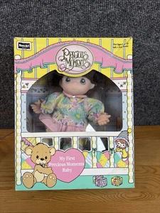 De colección ~ Precious Moments 'My First Precious Moments Baby' ~ Niña Morena ~ 1992 - Imagen 1 de 4