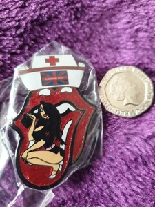 Sexy FUN - Nackter JESSICA HASE - PIN BADGE NEU  - Bild 1 von 1