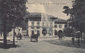 C2930) ROVERETO (TRENTO), CASSA DI RISPARMIO CON LA FONTANA, CARROZZE. - Imagen 1 de 1