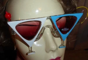 Sunglasses 100% UV SUN GUARD Cherry limon WHI. & Blue Party novelty Cocktail NEW - Picture 1 of 7