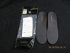 SUPERFEET INSOLES SIZE E MEN'S (9.5 - 11)/WOMEN'S (10.5 - 12) or Cut to Fit - Picture 1 of 2