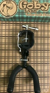 Hosa - GBX-302 - Goby Labs Guitar-Hook Thingy - Black - Picture 1 of 3