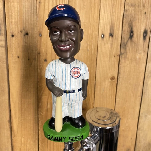 Chicago Cubs Beer Keg Tap Handle Sammy Sosa BASEBALL Bobblehead Nodder Cover