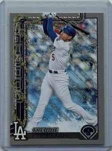 2025 Topps Holiday Freddie Freeman Glitter Holiday #H12 Los Angeles Dodgers - Bild 1 von 2