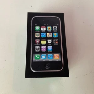 Apple iPhone 3G Caja Original ~ SOLO CAJA más Papeleo y Llave ~ 8GB SIN TELÉFONO - Imagen 1 de 10