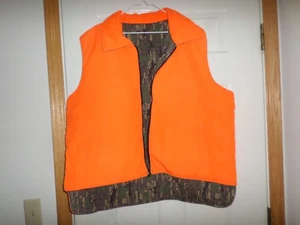 Winchester Hunting Vest - XL - Blaze Orange, Trebark Camo Reversible - Picture 1 of 7