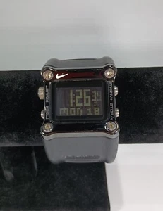 Nike Mettle Anvil Hammer schwarz auf schwarz Herrenuhr WC0046 neue Batterie - Bild 1 von 10