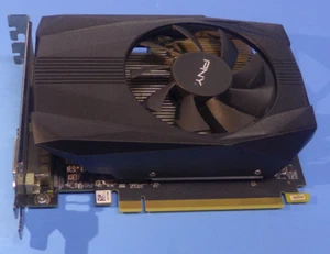 PNY GeForce GTX 1650 4GB Video Card GDDR5 PCIe 3.0 228101 - Picture 1 of 4