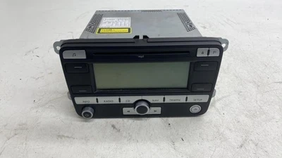 Autorradio original VOLKSWAGEN PASSAT 5 CC COUPE 3C0057110A - Imagen 1 de 4