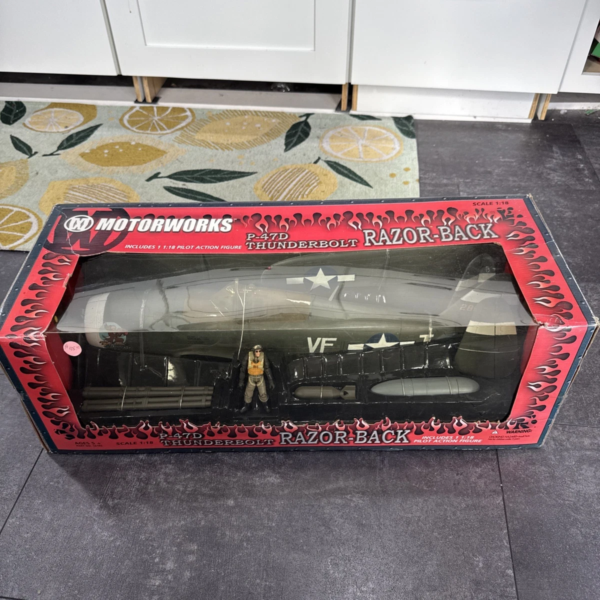 21st Century Toys Plastic 1:18 Scale Diecast Aircraft & Spacecraft