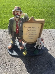 Emmett Kelly, Jr. Autographed  Clown Enrollment #9813 EK box - Picture 1 of 2