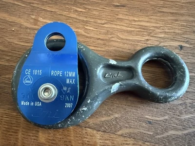 CMI Polea y Figura 8 RESCATE Árbol REVESTIMIENTO Descendente Escalada para Cuerda ÁRBOL 12mm Foto 1 de 4