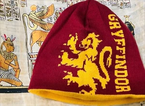 New USA Seller Harry Potter Gryffindor Reversible Knit Warm Beanie Hogwarts - Picture 1 of 4