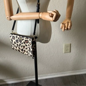 🔥 Bolso Bandolera Tory Burch, Estampado Leopardo, Cuero PVC🔥 - Imagen 1 de 14