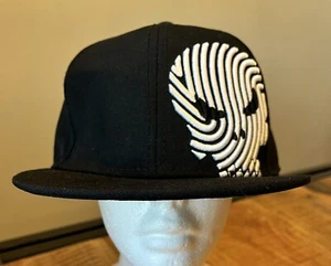 GORRA DE BÉISBOL BIOWORLD PUNISHER AJUSTADA PEQUEÑA MEDIANA S/M MARVEL DISNEY (J) - Imagen 1 de 8