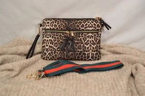 NWT Sondra Roberts Natural Combo Neoprene Crossbody Purse - Picture 1 of 7
