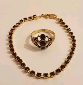 VTG Purple Rhinestone Set Bracelet Ring AVON Gold Tone Red Purple Stones Signed - Picture 1 of 7