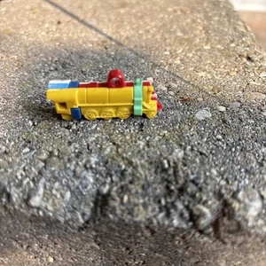 Vintage Multi-Color Plastic Puzzle Keychain Locomotive Train Cracker Jack Toy? - Picture 1 of 9