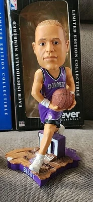 Bobblehead Mike Bibby Sacramento Kings Foto 1 de 4
