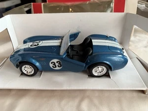 Revell Cobra 427 Racing 1:24 Scale Die Cast model, 1965 Ford Cobra 427 - Picture 1 of 11