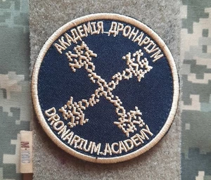 Patch Ucraina "DRONARIUM ACADEMY" Drone Centro Addestramento Distintivo Morale Gancio Guerra - Foto 1 di 7