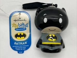 HALLMARK 2017 ITTY BITTYS BATMAN CHRISTMAS ORNAMENT DC Comics NEW with Tag - Picture 1 of 2