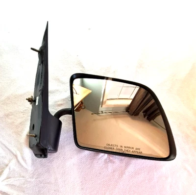 Passenger Side View Mirror Manual 6x9" Fits 94-97 DODGE 1500 PICKUP 31126 - Image 1 of 4