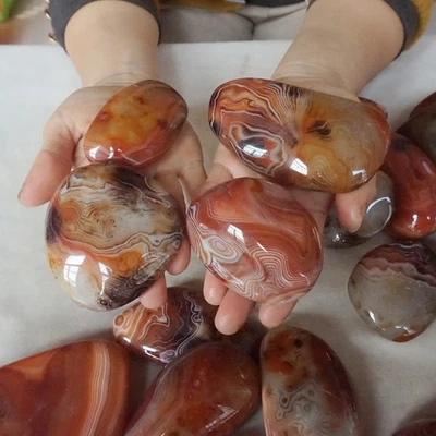 5Kg 11LB 28 piezas Banda Natural Sardonyx Cornalina Ágata Cristal Palma Piedra Curación Foto 1 de 4