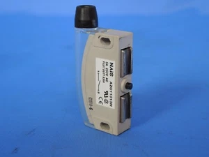 Nais / Panasonic AZC11013H Magnetic catch Limit switch - Picture 1 of 3