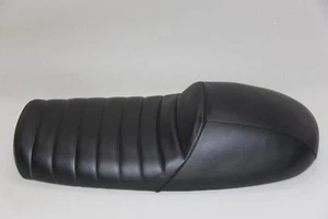 Suzuki GT550 GT380 1970s solo single low profile seat saddle CODE: D8078 - Bild 1 von 6