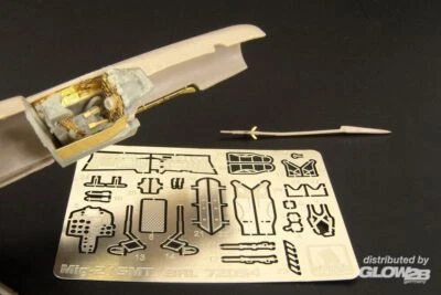 Brengun: Mig 21 SM-SMT (RV RVMP72030) in 1:72 [5683902366] - Immagine 1 di 2