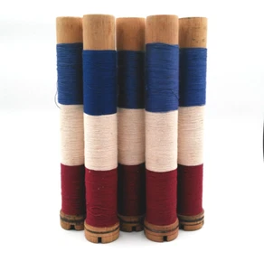 5 Vintage Industrial Wood Bobbins Spools Spindles Patriotic Americana 12" - Picture 1 of 3