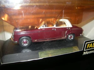 1:43 Faller Mercedes-Benz 220 S Ponton W180 1966-69 -DEFECTUOSO / Falta 1x manija de puerta- - Imagen 1 de 1