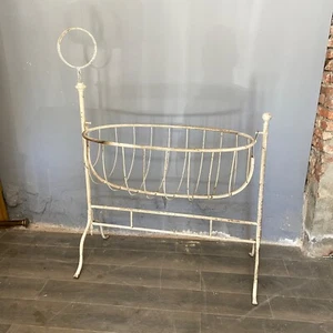 Antica Culla in Ferro Battuto inizio 900 - Foto 1 di 7